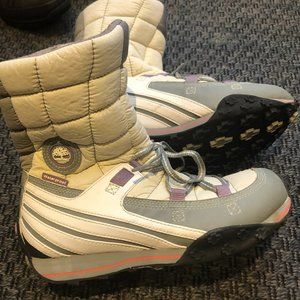 Ladies Timberland Winter Boots Size 7, lightweight